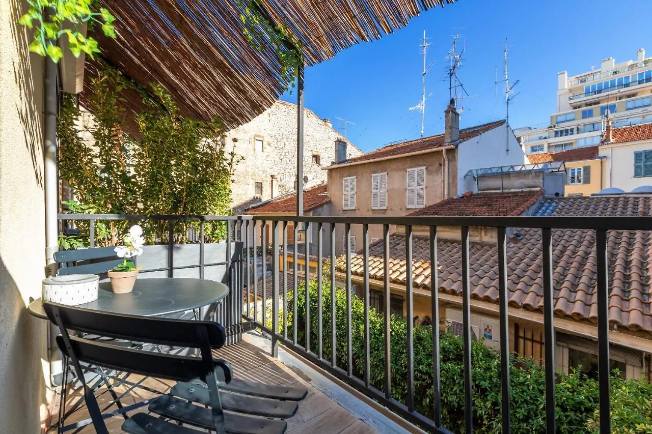 Agences Des Residences - Rue Commandant Andre Κάννες 0*,  Γαλλία